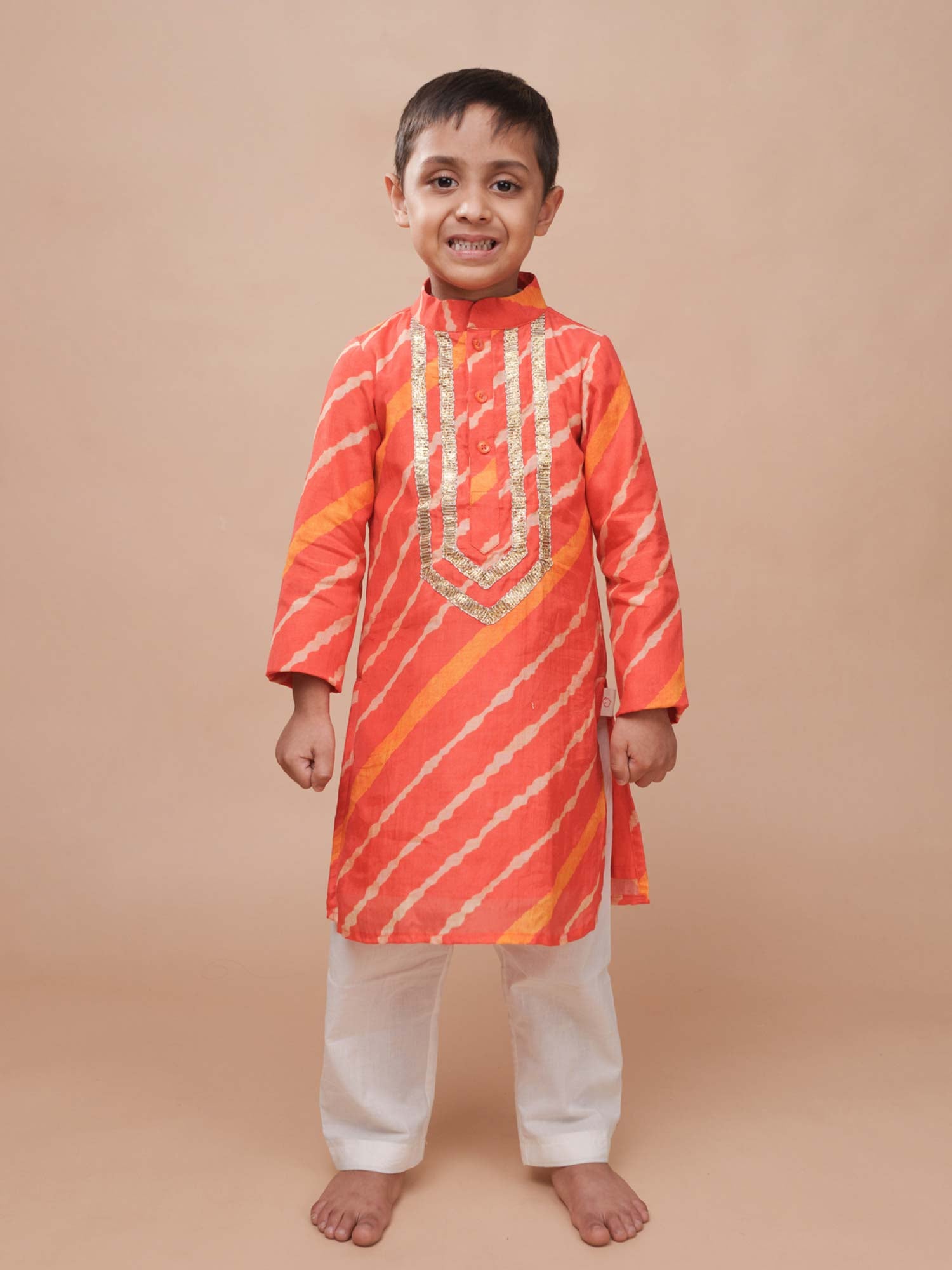 Rangeela Leheriya red orange silk kurta set for boys Ñ StorytellersJunior Gota Patti