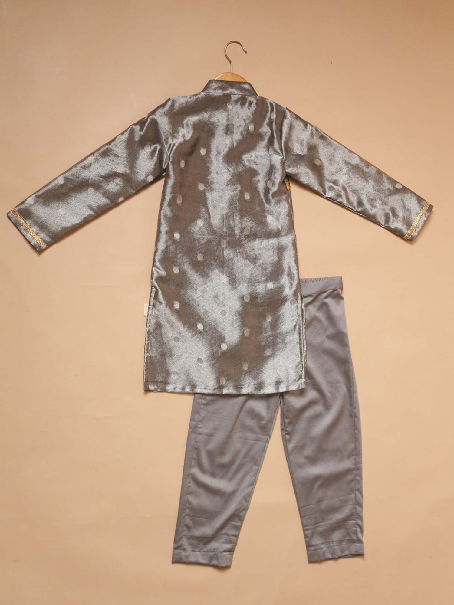 Chaand  gold Kurta Set